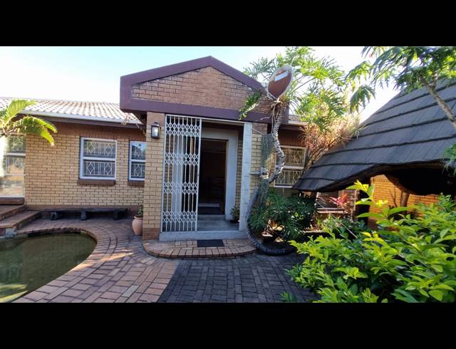 3 BEDROOM TOWNHOUSE FOR SALE IN ARBORETUM